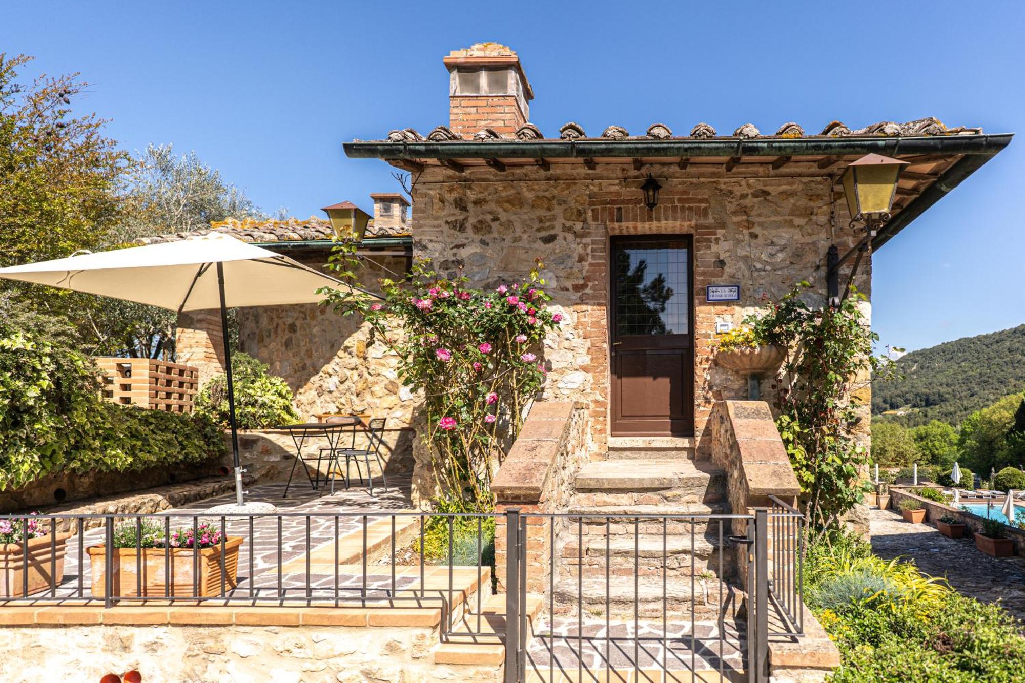 Borgo Il Poggiaccio Residenza D'epoca Country house