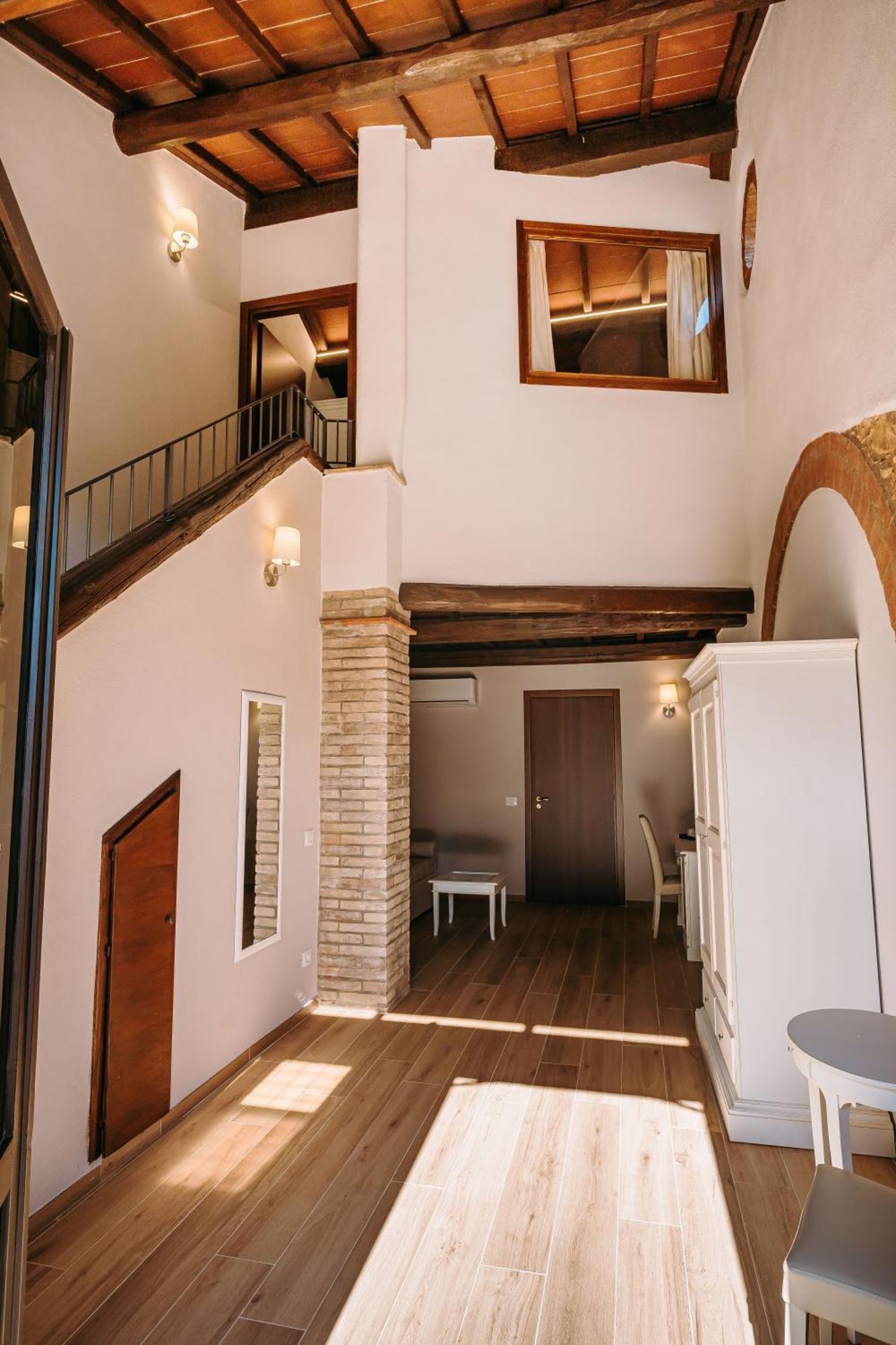 Borgo Il Poggiaccio Residenza D'epoca Séjour à la campagne *